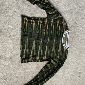 Long Sleeve Camo Crop Top